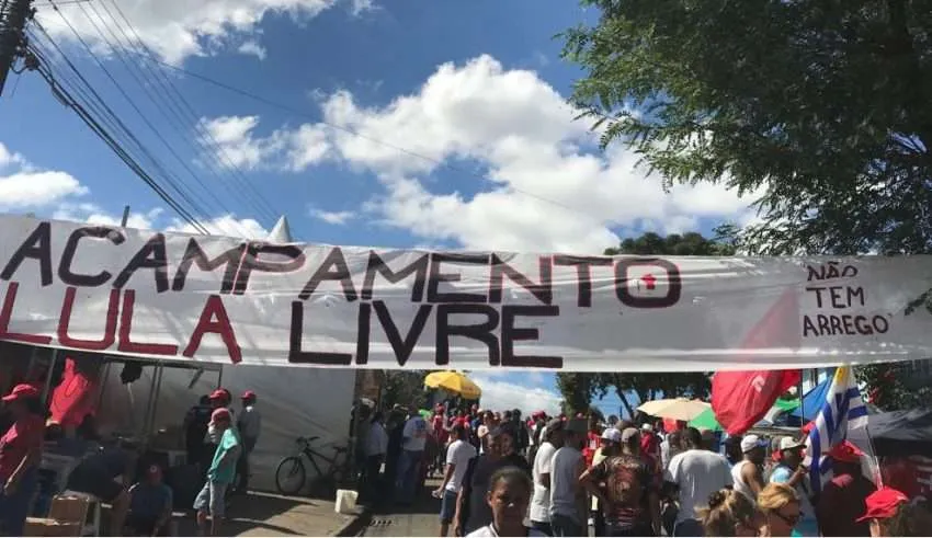 Acampamento curitiba